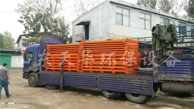 點擊查看詳細信息<br>標題：發貨現場 閱讀次數：1756