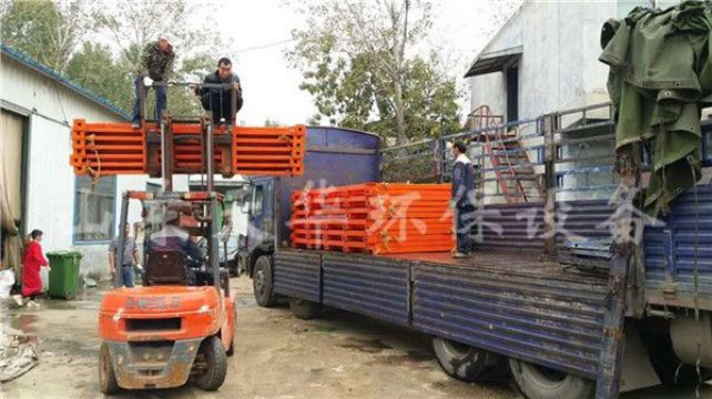 點擊查看詳細信息<br>標題：發貨現場 閱讀次數：1666