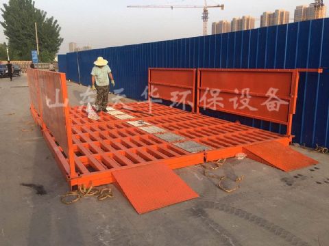 點(diǎn)擊查看詳細(xì)信息<br>標(biāo)題：6m長免基礎(chǔ)型工程洗車機(jī) 閱讀次數(shù)：6119